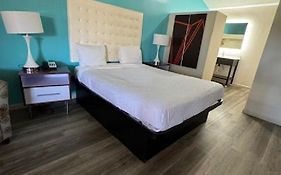 Howard Johnson By Wyndham Phoenix Airport/Downtown Area